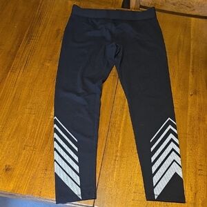 Danskin Now Black Leggings with Chevron Design